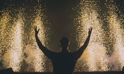 Grają i mają wielkie pieniądze. 10 najlepiej zarabiających DJ-ów świata [NOWY RANKING]