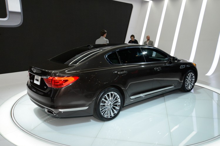 Kia K900