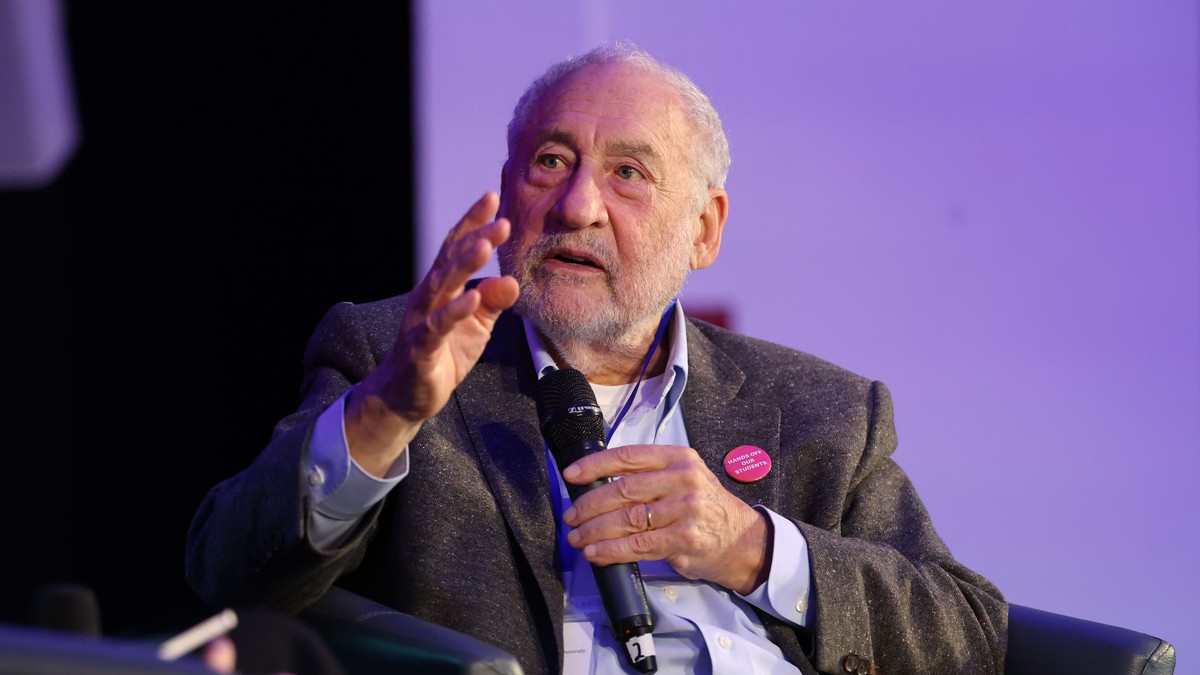 Nobelovac Stiglic upozorava: Tarife, pad proizvodnje i kamatne stope mogu pogoršati američku ekonomiju