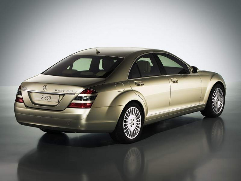 Hybrydowy Mercedes-Benz klasy S pojawi się na rynku w roku 2008