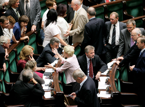 PO będzie śledziła swoich parlamentarzystów