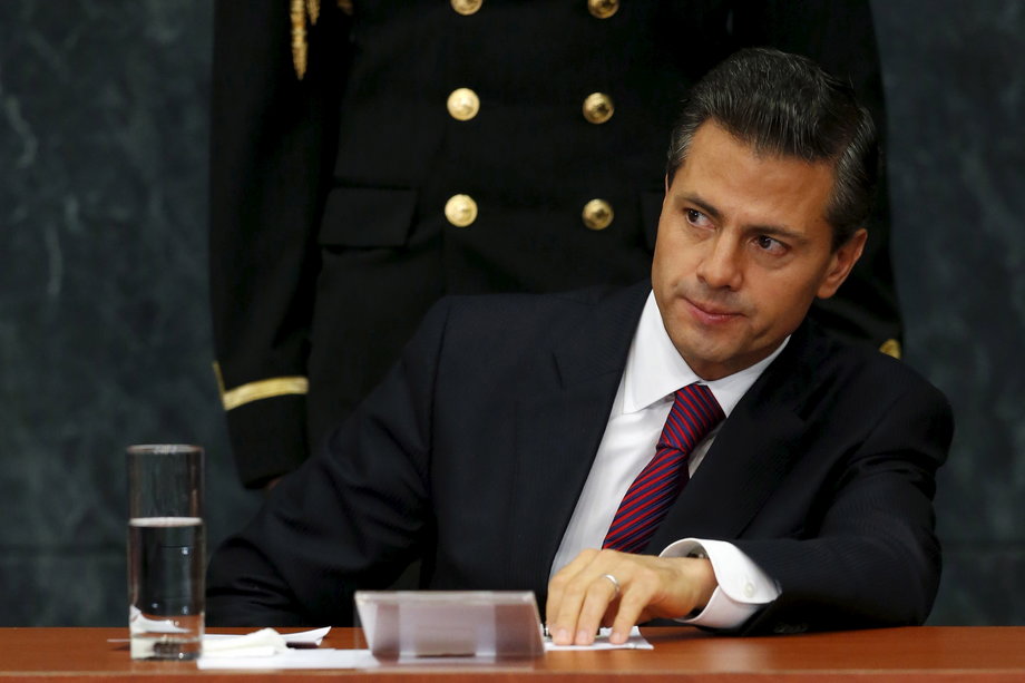 Mexico's 2015 midterm elections occurred while the investigation in Peña Nieto's property dealings and recriminations over the Ayotzinapa 43 disappearance continued.