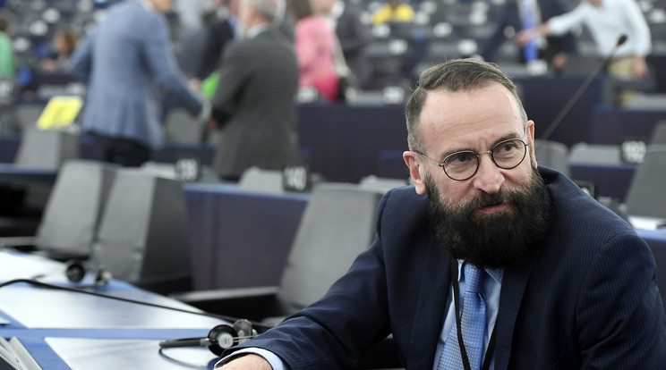 Szájer József, még a Fidesz-KDNP képviselőjeként az Európai Parlament plenáris ülésén, Strasbourgban, 2019. július 16-án. / Fotó: MTI/Koszticsák Szilárd