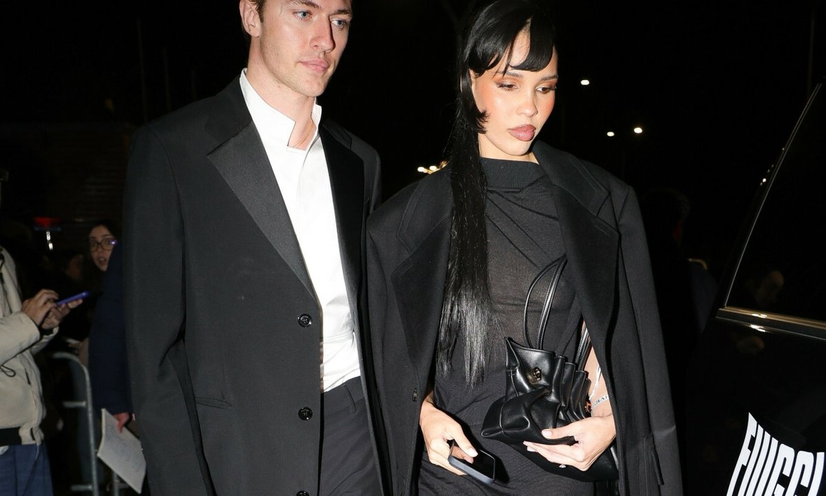 Mąż nie pozwala jej prowadzić auta. "Denerwuje mnie to"