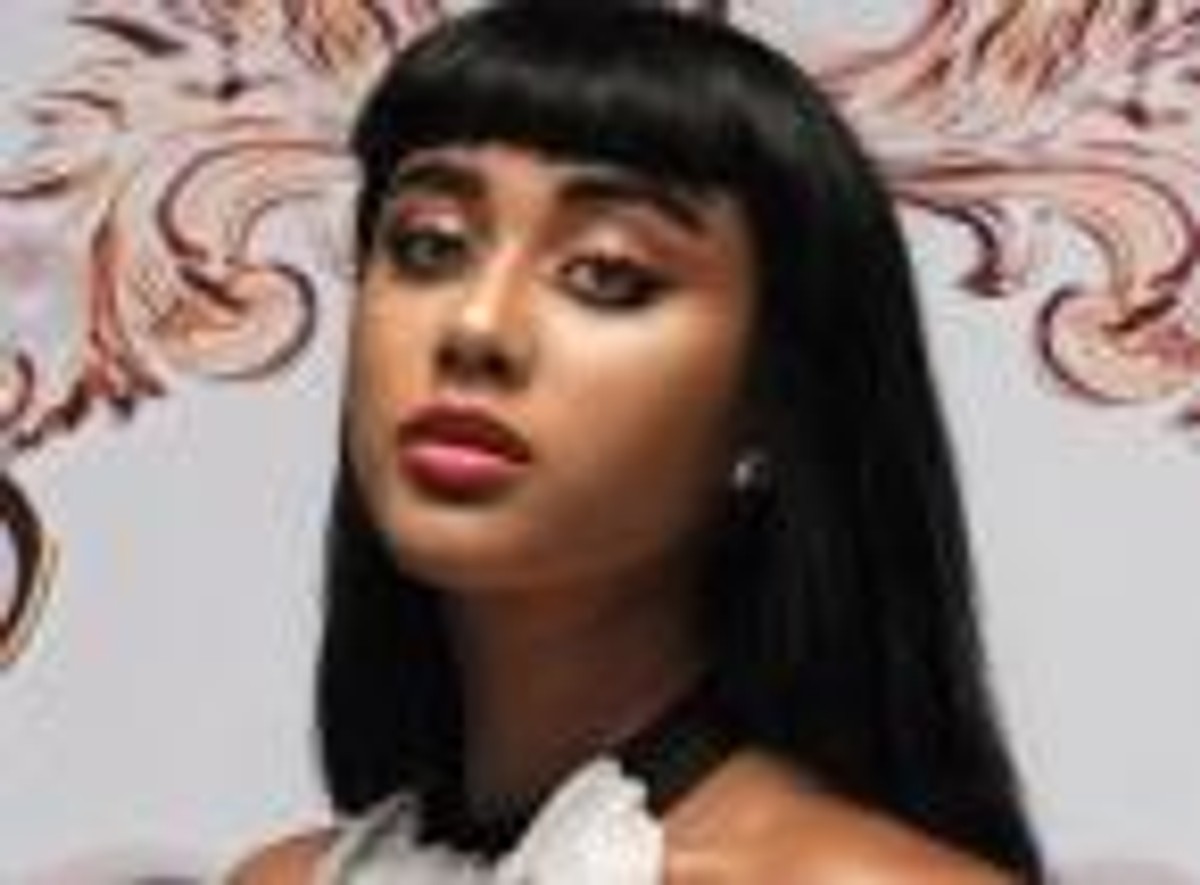 Natalia Kills "Trouble" - recenzja