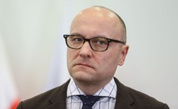 SN wyłączył z rozprawy siedmioro sędziów. Wśród nich Kamila Zaradkiewicza