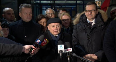 Kaczyński grzmi pod gmachem Prokuratury Krajowej: To jest klastyczna zbrodnia
