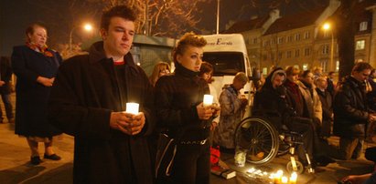 21.37. Tak płakaliśmy po papieżu. FOTO