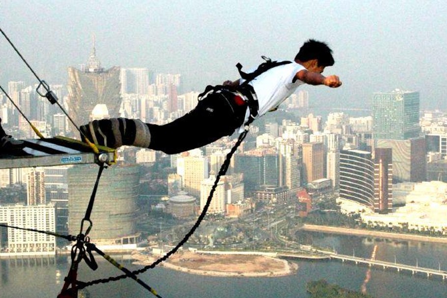 bungy bungee jumping skok sport wow