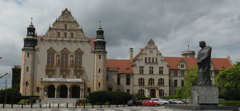 Rektor UAM reaguje na słowa ks. Bortkiewicza? "Apeluję o powściągliwość i umiar"