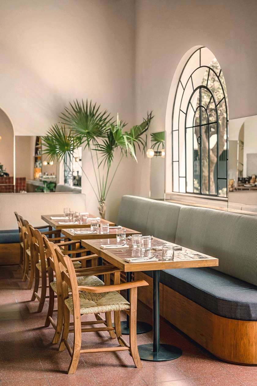 Der Architekt Max von Werz plante den Umbau, das Designerduo Jaune gestaltete die Interieurs des Baja Clubs.