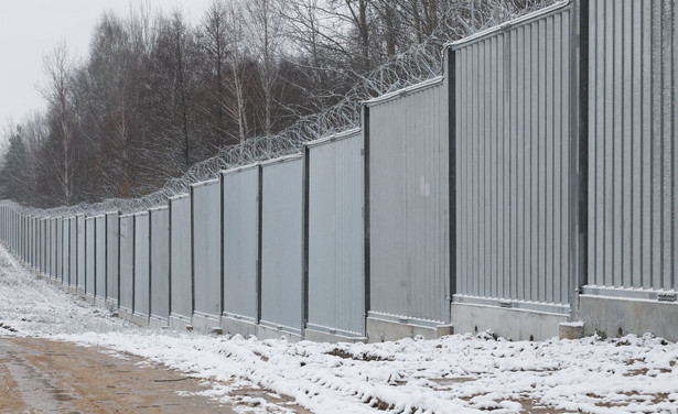 Zapora na granicy polsko-białoruskiej w okolicach miejscowości Nomiki
