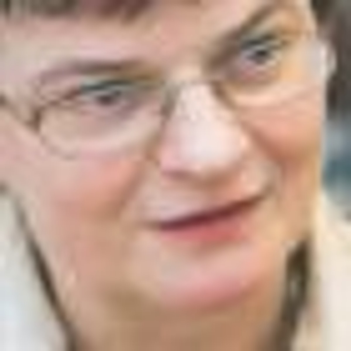 Szumilas odpowiadała na pytania posłów Platformy Obywatelskiej: Jarosława Stolarczyka i Cezarego Tomczyka dotyczące wprowadzenia obowiązku nauki udzielania pierwszej pomocy w szkołach.