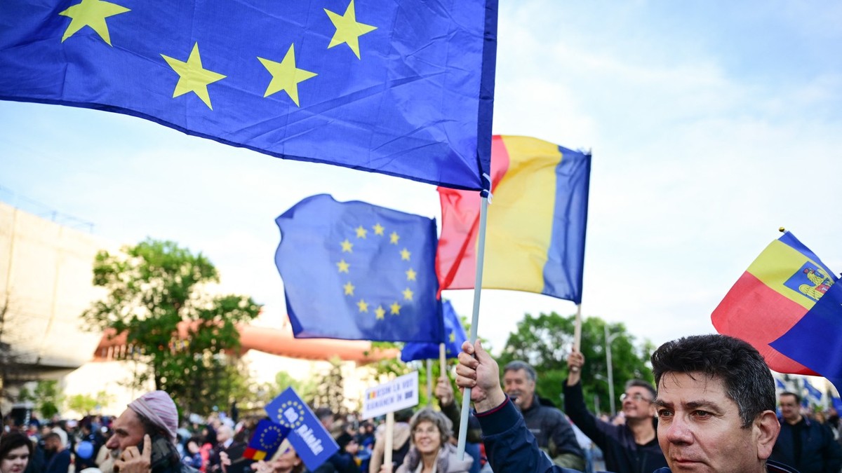 Proevropski protest u Bukureštu, Rumunija, 9. maja