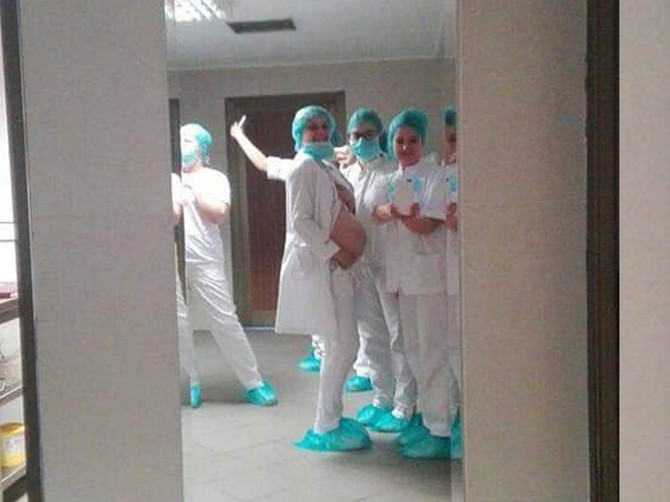 Ivana Veličkov iskustvo porođaja kod kuće pretočila u knjige