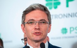 Jarubas: Rozgrywka wokół weta to walka Ziobry z Morawieckim