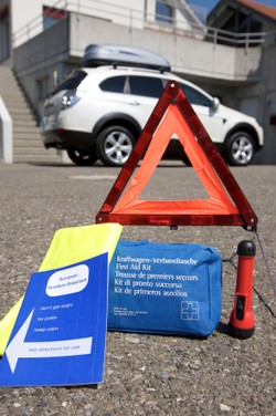 Zobacz, co samochód musi mieć w środku