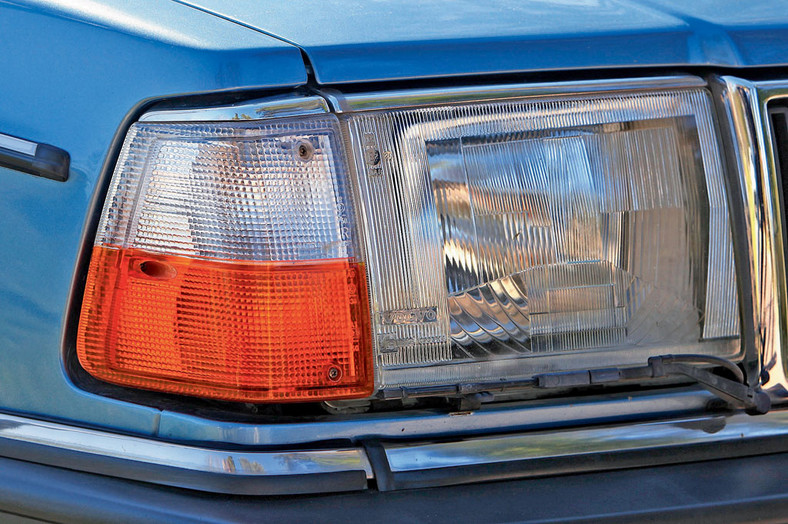 Volvo 240 - prawdziwy twardziel na lata