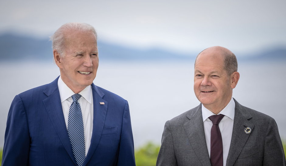 Joe Biden i Olaf Scholz zwlekają z przekazaniem Ukrainie pocisków manewrujących