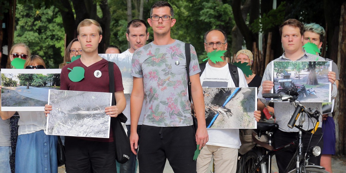 Protest w obronie parków.