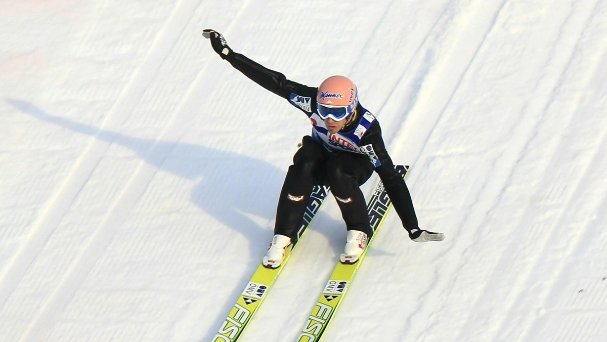 Bez dwóch swoich gwiazd - Andreasa Koflera oraz Thomasa Morgensterna - ekipa austriacka poleci do norweskiego Vikersund, gdzie już w ten weekend odbędą się zawody Pucharu Świata w lotach - informuje serwis skijumping.pl.