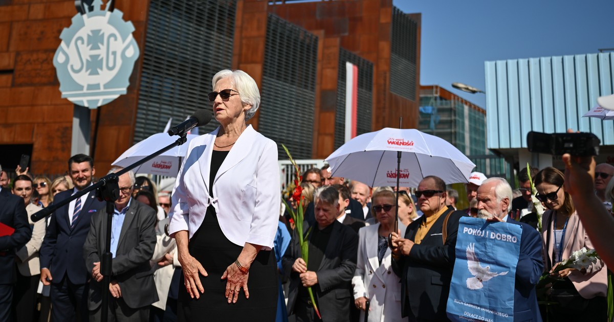 Zdjęcie "sprawdzanej" antyterrorystycznie Danuty Wałęsy dołączy do mojej osobistej księgi strachów