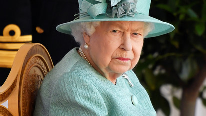 Rejtélyes betegség miatt múltak ki II. Erzsébet királynő pónijai