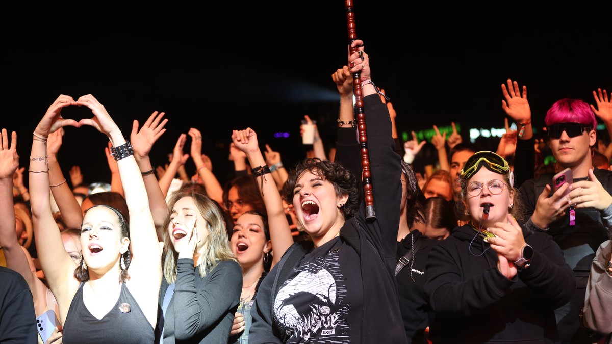 KONCERTI U FEBRUARU Očekuju nas klupske svirke i posebni nastupi za Dan zaljubljenih: Van Gog, Detour, Zana, Mile Kekin, Who see...  Kép