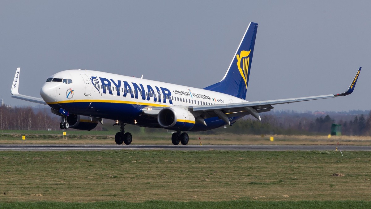 Ryanair 2026-cı ildə bilet qiymətlərinin 8-9 faiz artacağını açıqlayıb