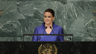 Novák Katalin erős beszédet tartott az ENSZ Közgyűlésben: több ponton is II. Erzsébet királynőt idézte