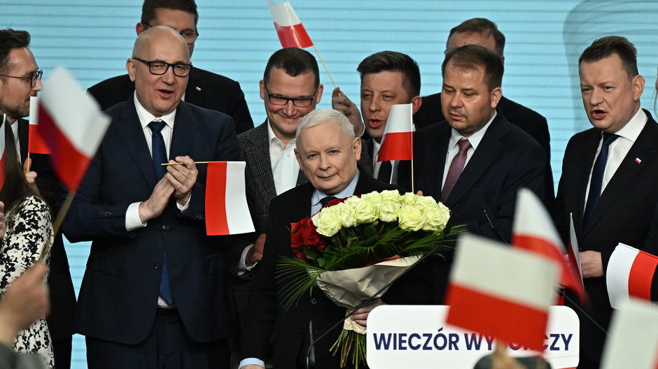 Jarosław Kaczyński w sztabie wyborczym Prawa i Sprawiedliwości