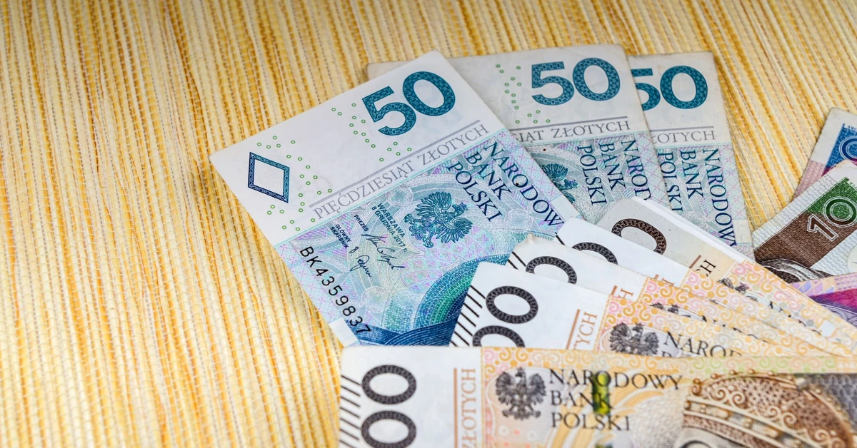 Ile trzeba zarabiać, żeby dostać 3 tys., 4 tys., 5 tys., 6 tys., 7 tys., 8 tys. zł emerytury? Oto kwoty