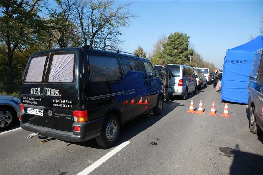 Masakra na drodze. Wypadek busa na E707