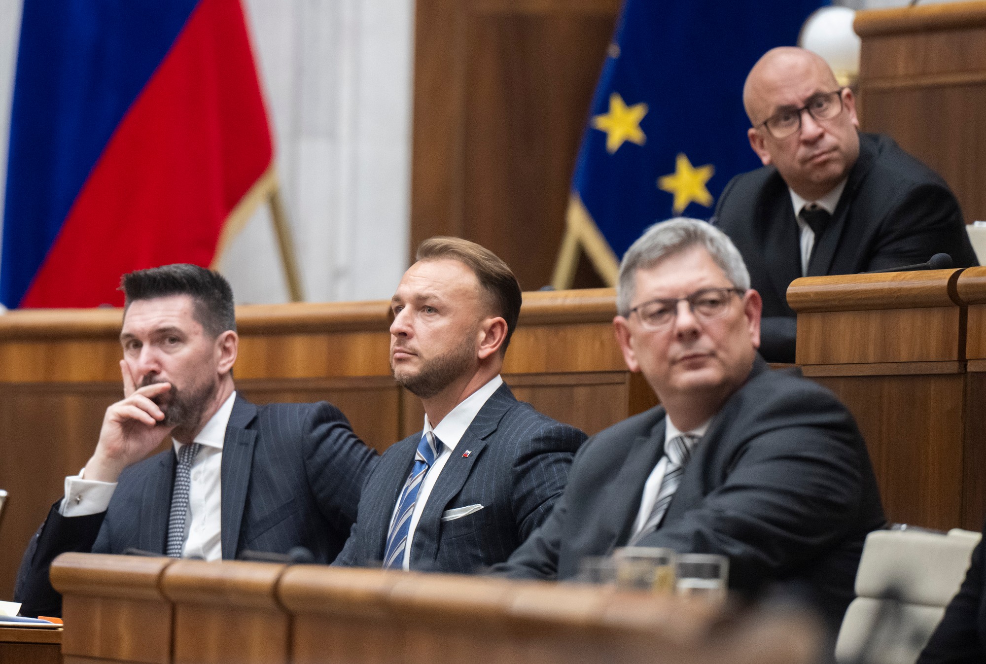 Zľava minister pôdohospodárstva  Richard Takáč, minister vnútra Matúš Šutaj Eštok a minister spravodlivosti Boris Susko.