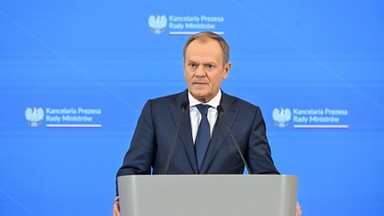 Wakacje kredytowe przedłużone. Donald Tusk: najważniejsza informacja dnia