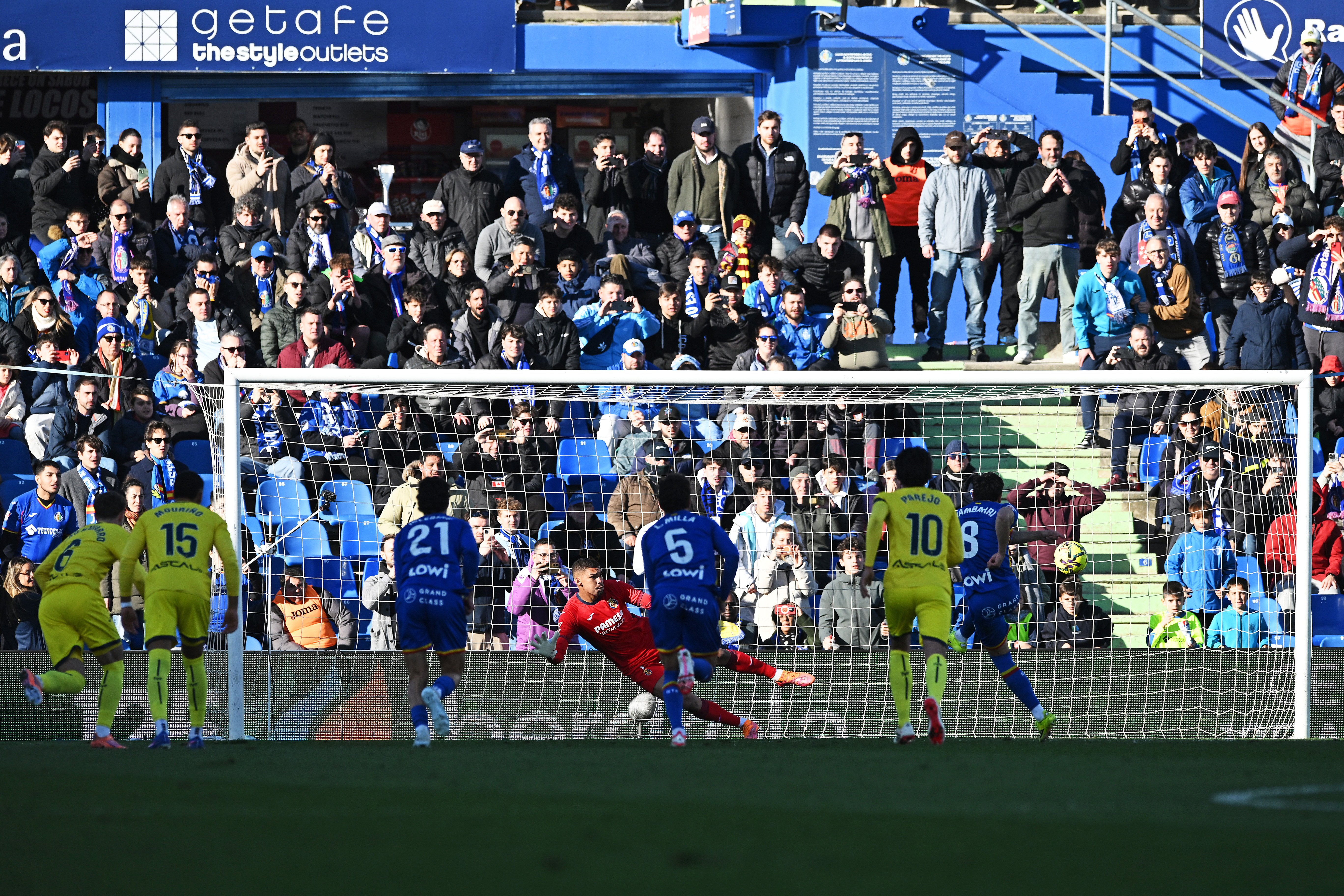Getafe vence 2-1 al Villarreal y se aleja del descenso con 29 puntos