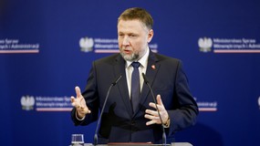 Kierwiński grzmi po bójce kiboli w Kościerzynie. Przy okazji uderzył w prezydenta Nawrockiego