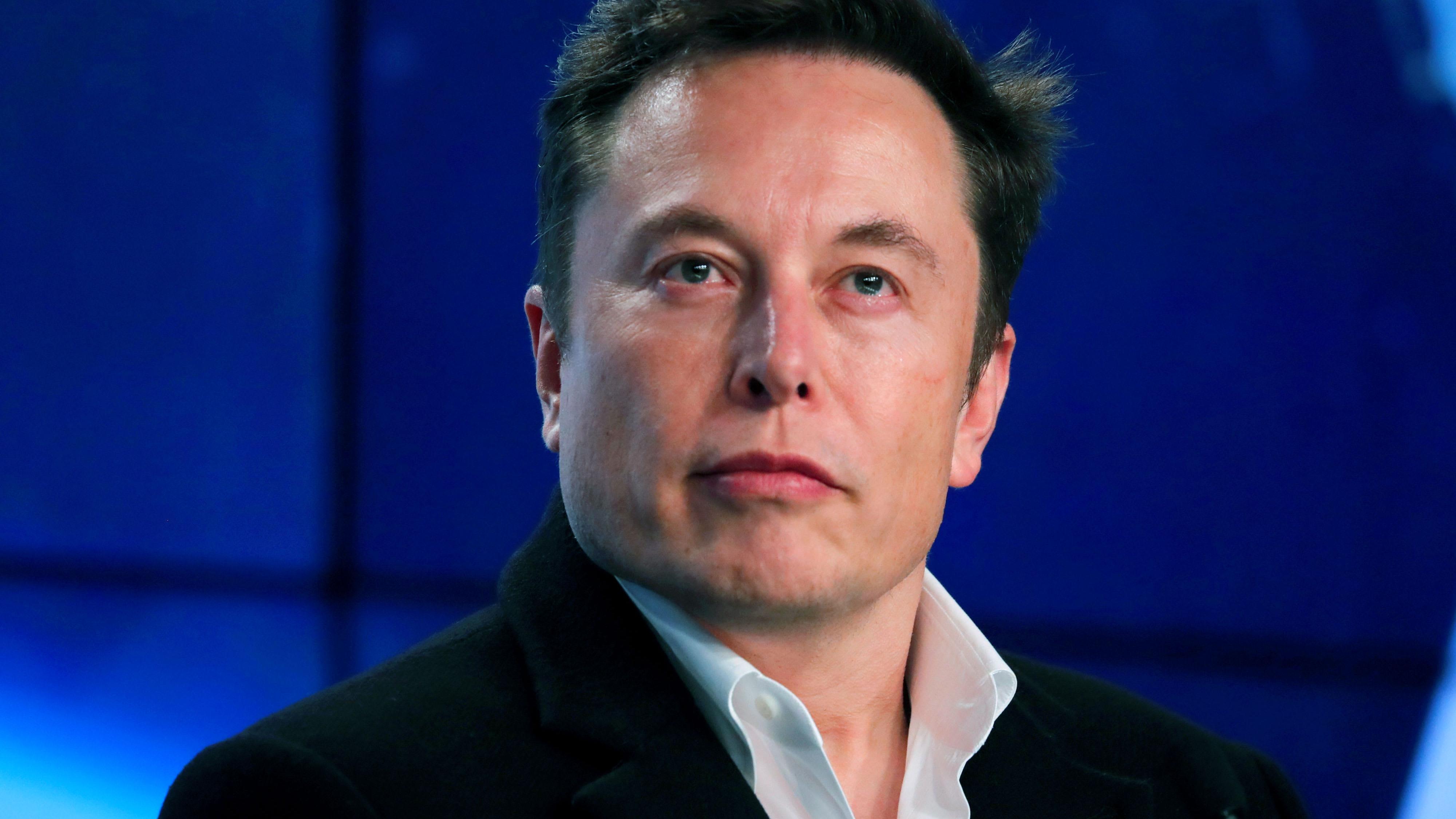 Elon Musk stał się najbogatszym człowiekiem świata. Skwitował to słowami  "jak dziwnie"