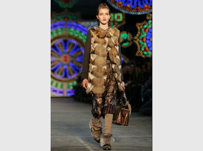 Kenzo w kolekcji jesień-zima 2011/2012 na Paris Fashion Week