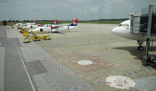Avion Er Srbije oštećen na Aerodromu Nikola Tesla