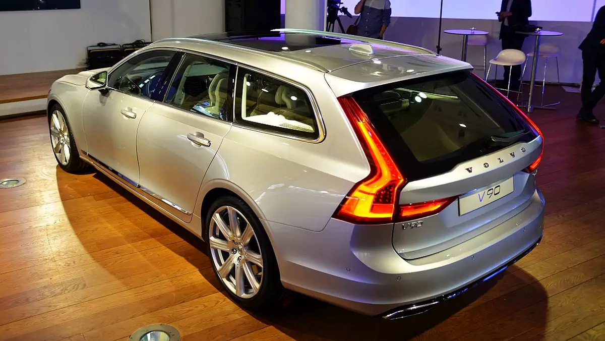 Volvo V90