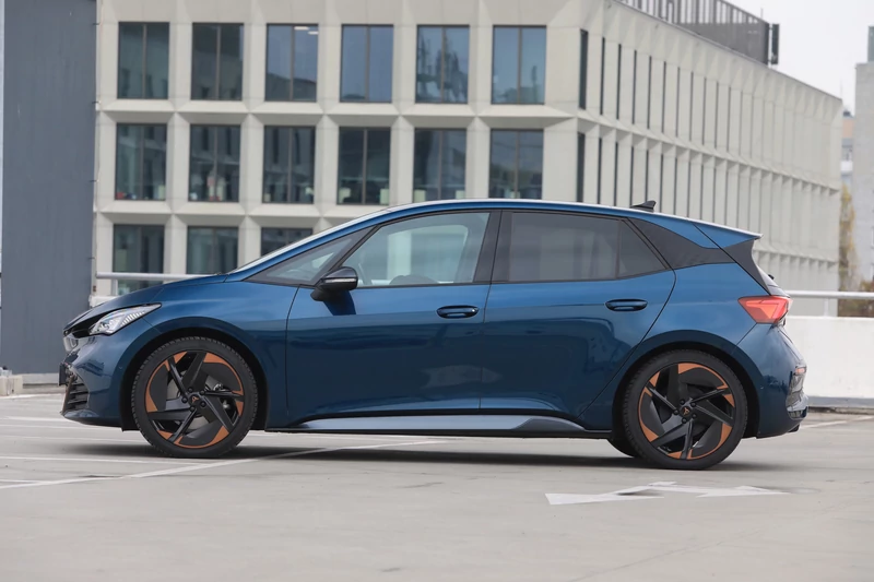 Cupra Born 58 kWh e-Boost (2022 r.)