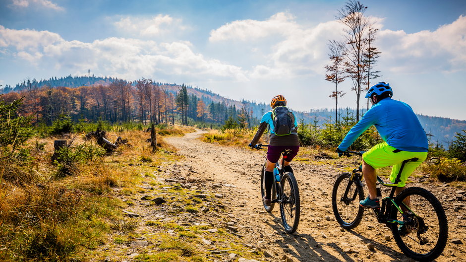 Beskidy: weekend obfitował w wypadki rowerzystów. Sporo interwencji GOPR