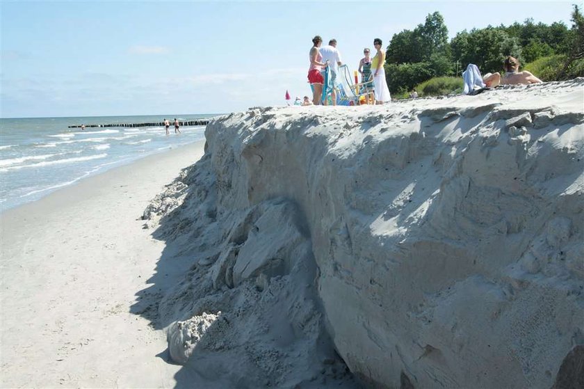 W Kołobrzegu znika plaża! Jak to?