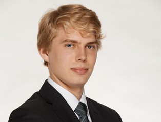 Stajniak: Totalny odwrót od dolara przed jutrzejszym raportem