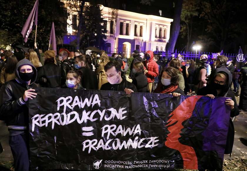 Protest pod siedzibą TK.