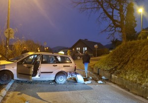 Slupano ukradeno taksi vozilo