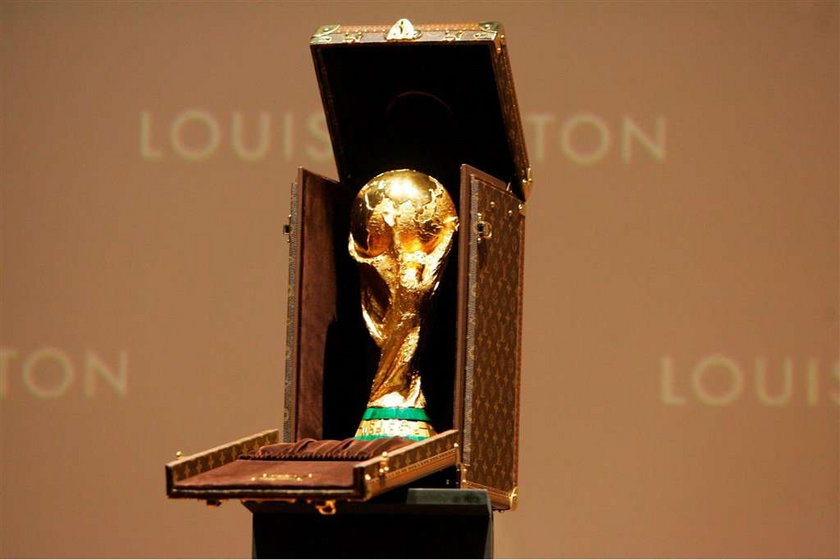 Louis Vuitton zaprojektował ekskluzywny kufer na Puchar Świata!