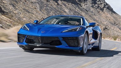 Chevrolet Corvette C8 Stingray – tak jeździ kultowe auto z wolnossącym V8!