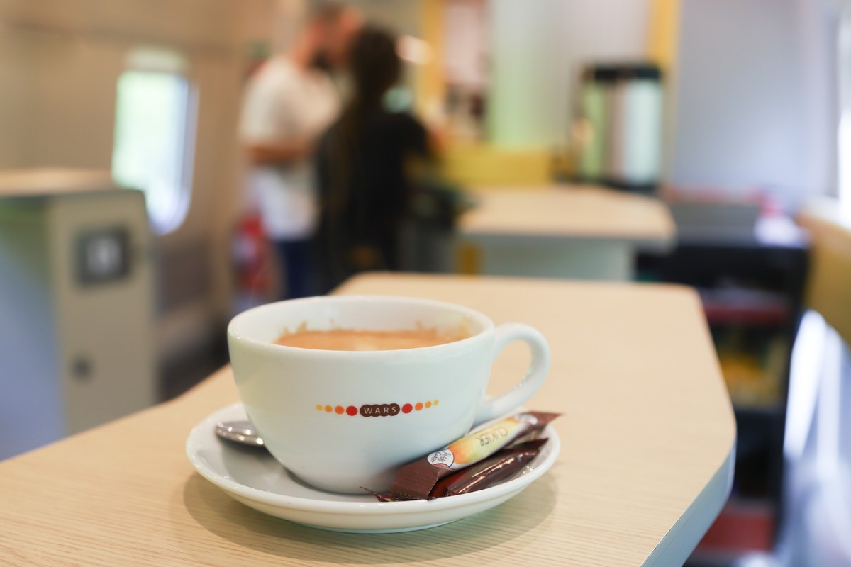 WARS PKP wagon gastronomiczny pociąg